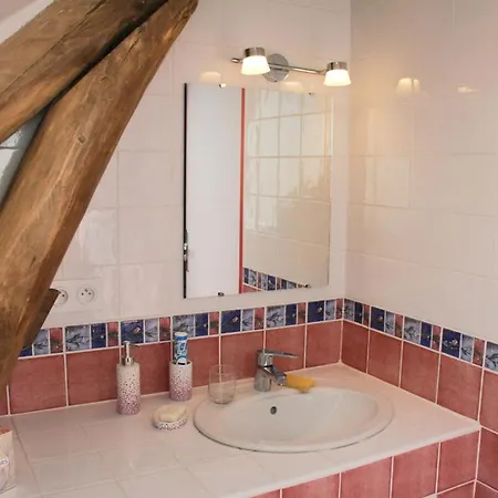 D'hotes De La Fontaine Bed & Breakfast 3*